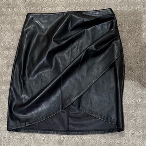 Windsor Black Faux Leather mini skirt